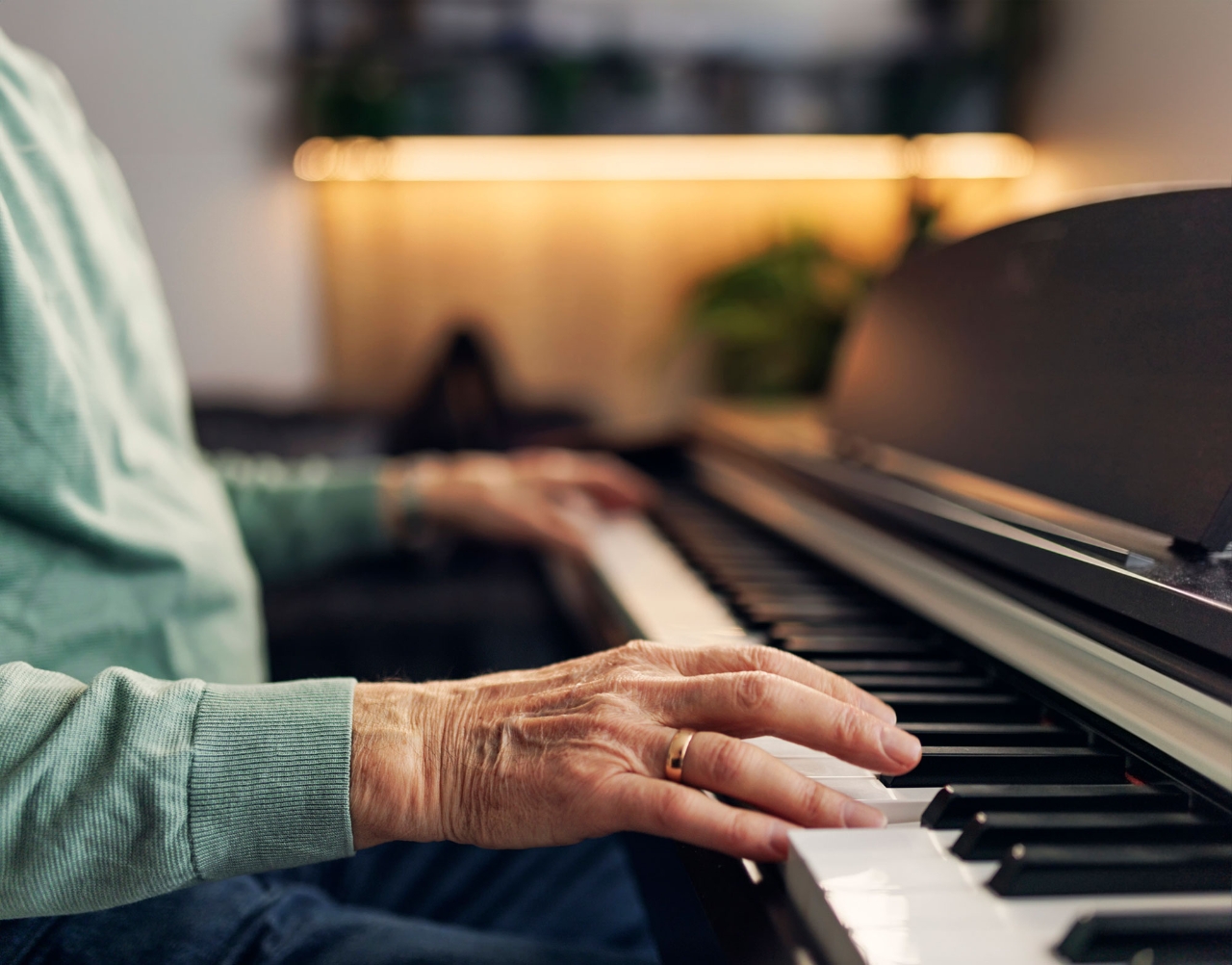 $4,454: 50 year old invests $1000 over 15 years vs. $53,700 25 year old invests $1000 over 40 years